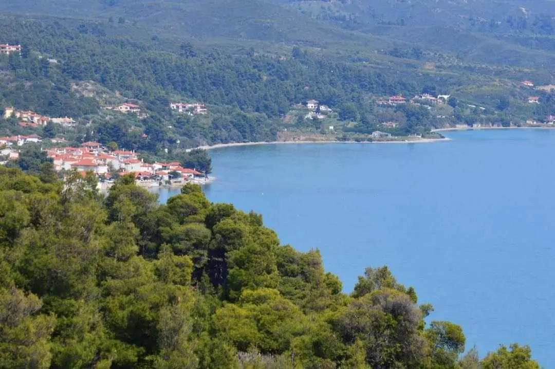 Amalthea Aparthotel Mola Kalyva