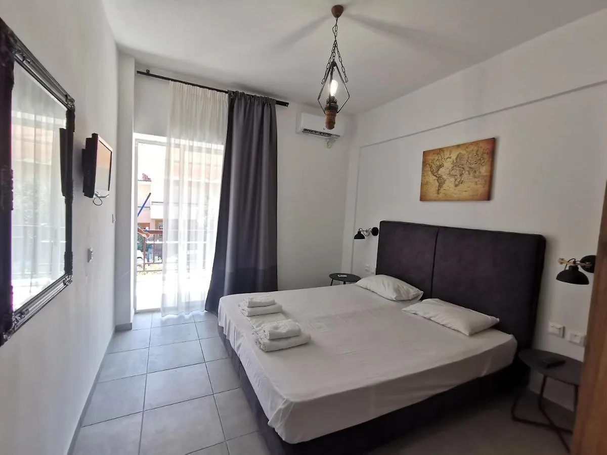 Amalthea Aparthotel Mola Kalyva