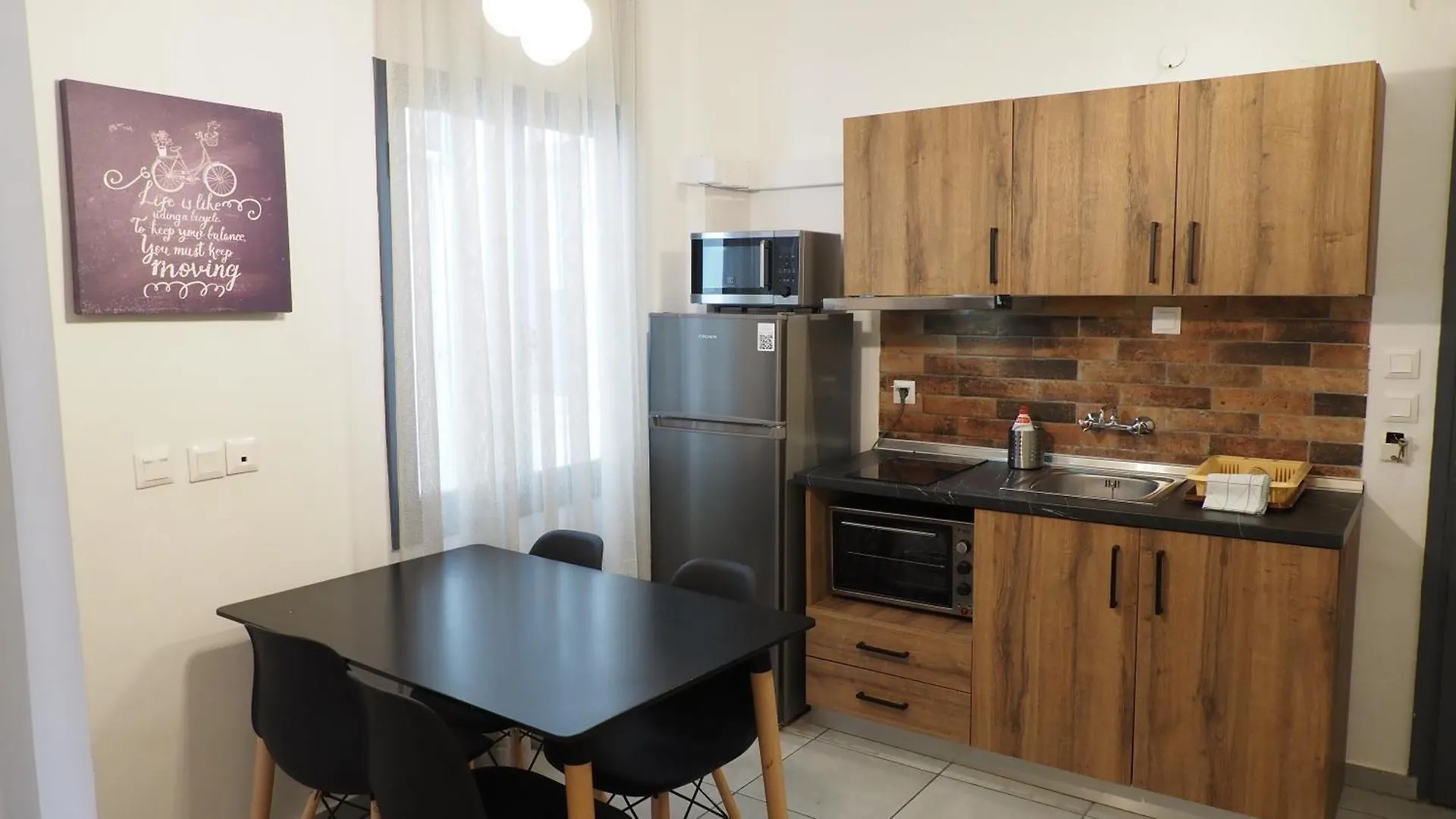 Amalthea Aparthotel Mola Kalyva Greece